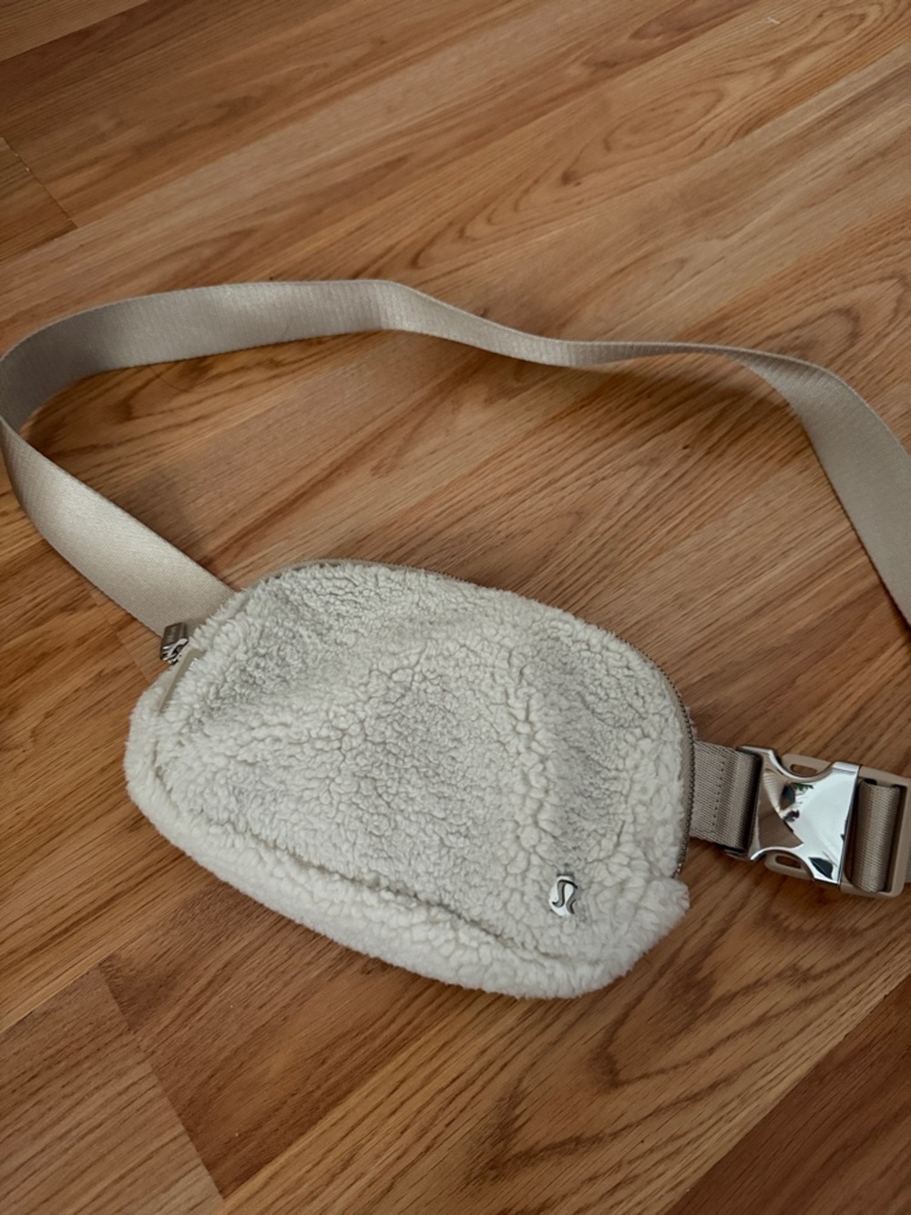 lululemon tan travel organizer pouch